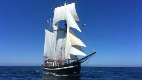 Vaticano: Navio com jovens percorrerá o Mediterrâneo para promover a paz e a fraternidade - Jornal O São Paulo