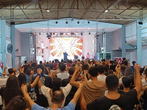 Brasilândia: 150 pessoas participam da Via-Sacra da Juventude - Jornal O São Paulo