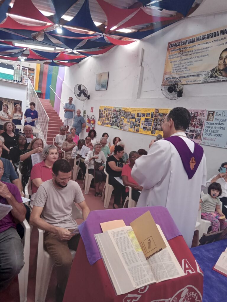 Múltiplas atividades mobilizam os fiéis na Região Ipiranga - Jornal O São Paulo