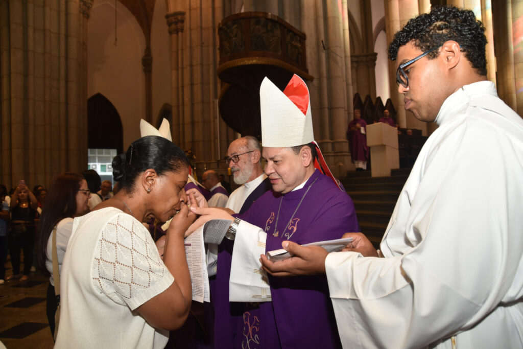 Dom Odilo institui 215 ministros da Catequese para a Arquidiocese de São Paulo