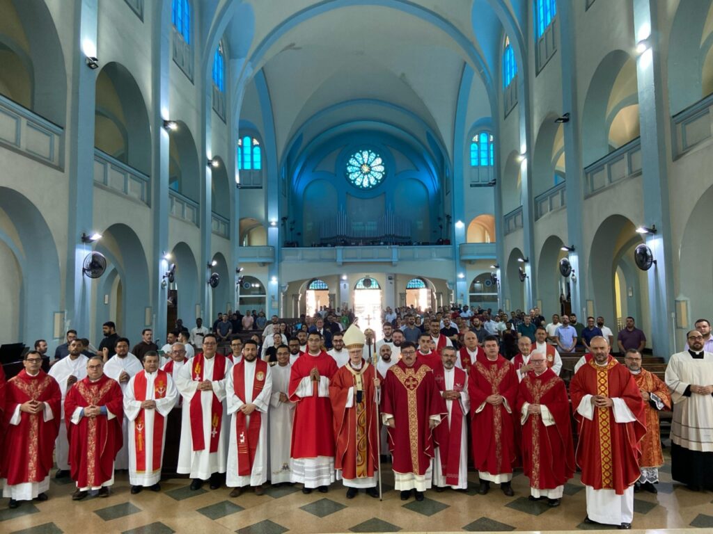 No Ipiranga, Cardeal Scherer preside missa no início do ano acadêmico de faculdades - Jornal O São Paulo