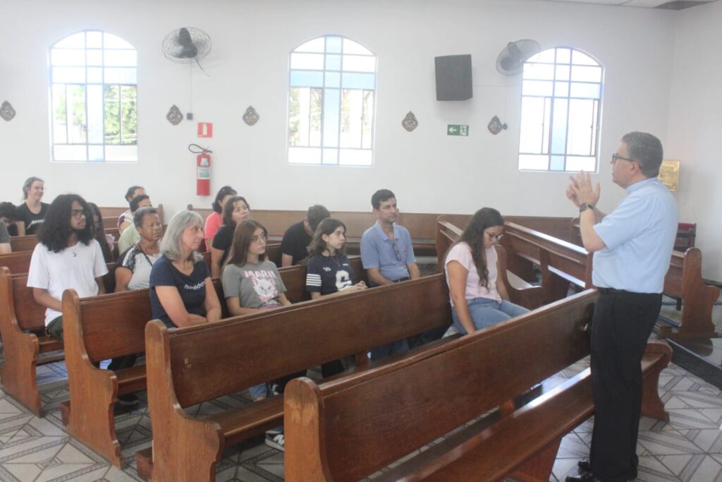 Dom Edison Silva realiza visita pastoral à Paróquia São Mateus - Jornal O São Paulo