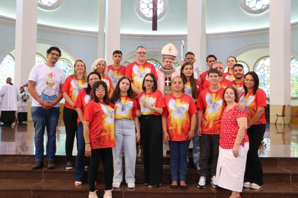 Belém: crismandos participam do Encontro de Jovens com o Bispo - Jornal O São Paulo