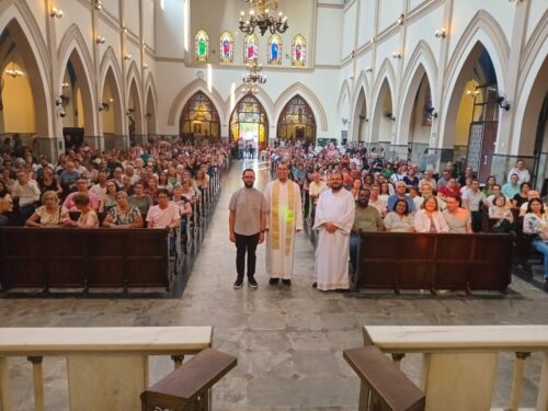 Lapa: Encontros dos MESCs e crismas são atividades em destaque - Jornal O São Paulo