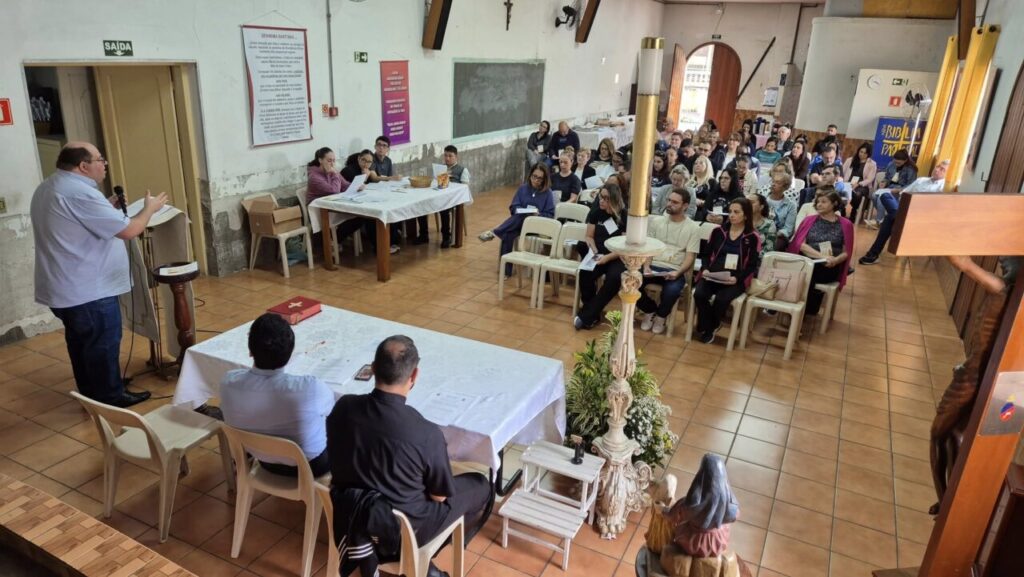Paróquias refletem sobre a implementação do Projeto Emergencial de Pastoral - Jornal O São Paulo