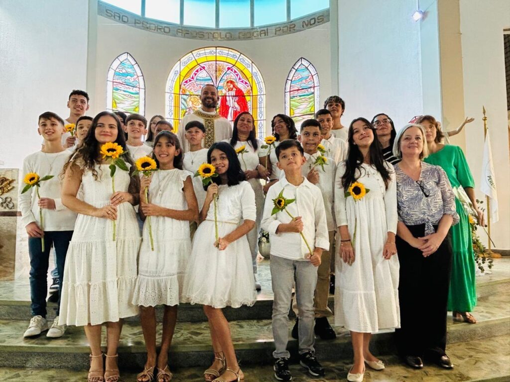 Missas com 1ª Comunhão de crianças e encenação da Paixão de Cristo acontecem na Lapa - Jornal O São Paulo