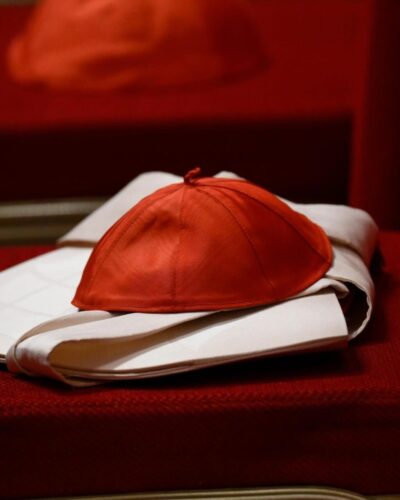 Colégio Cardinalício pede orações ao povo de Deus pelo Conclave - Jornal O São Paulo