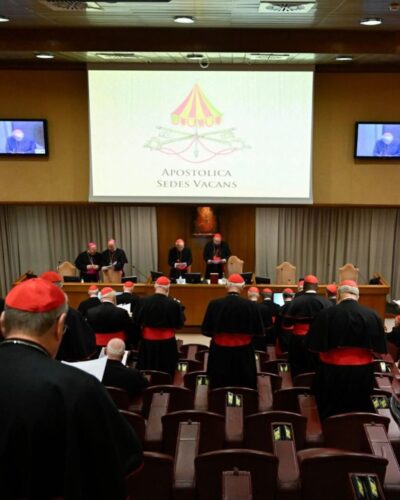 Antes do conclave ocorrem as congregações gerais. Entenda como funcionam - Jornal O São Paulo