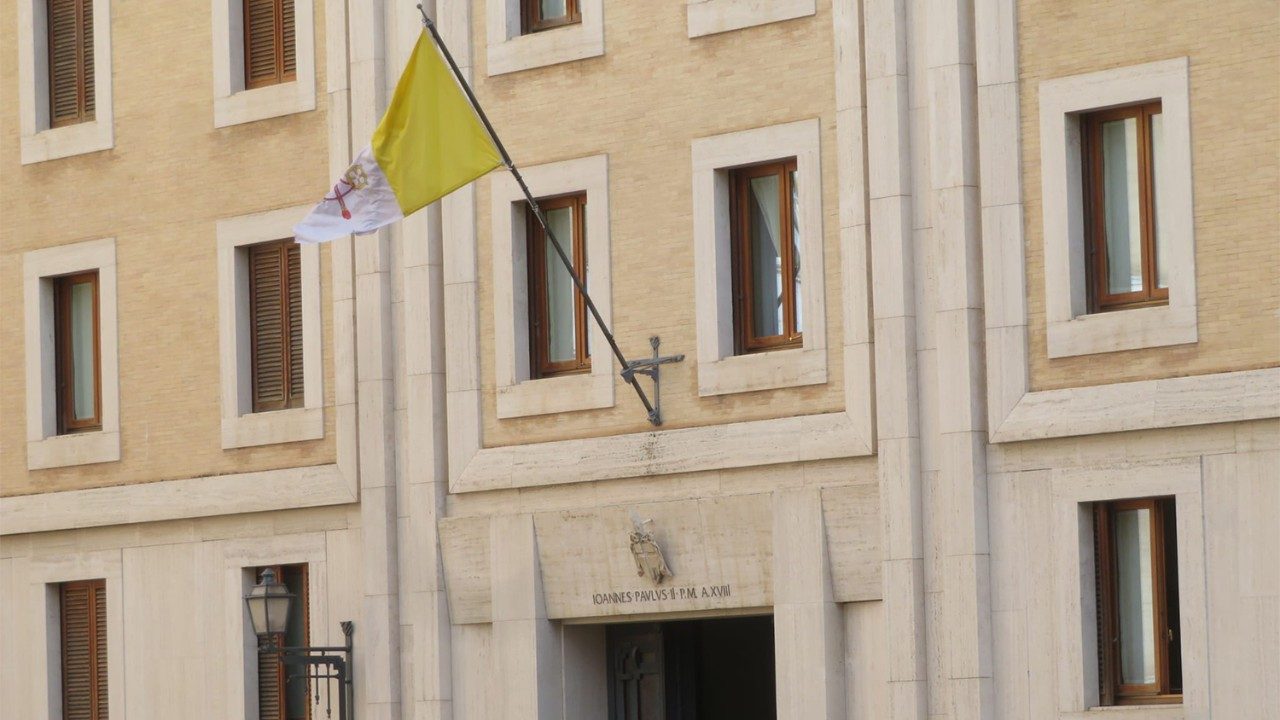 Papa tem contínuas melhoras respiratórias, motoras e do uso da voz - Jornal O São Paulo