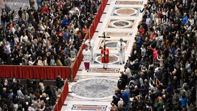 Paixão do Senhor: a inteligência da Cruz ama, não faz cálculos  - Jornal O São Paulo