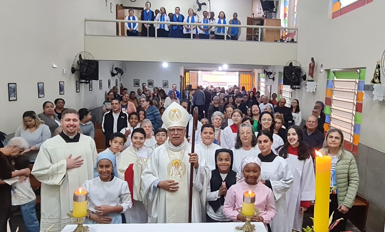 Fiéis expressam devoção a Nossa Senhora de Fátima e aclamam o Bom Pastor na Brasilândia - Jornal O São Paulo