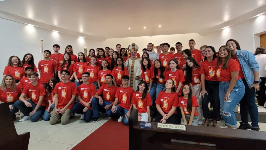 Na Lapa, semana é marcada por Crismas e festas de padroeiros - Jornal O São Paulo