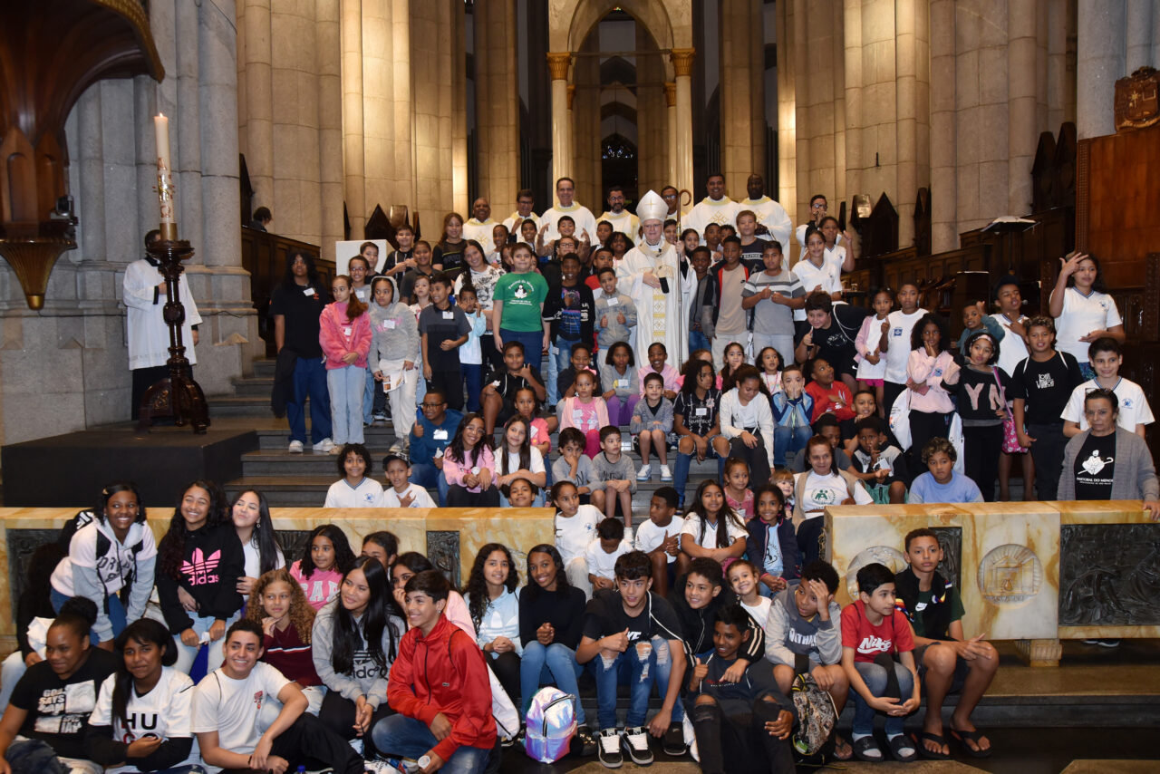 Dom Odilo destaca que crianças a adolescentes são sinais de esperança ao mundo - Jornal O São Paulo