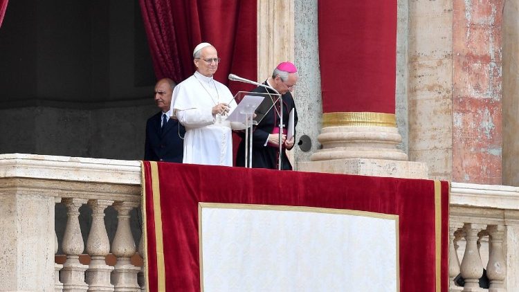No Regina Caeli, Leão XIV exorta que todos na Igreja encorajem os jovens no caminho vocacional - Jornal O São Paulo
