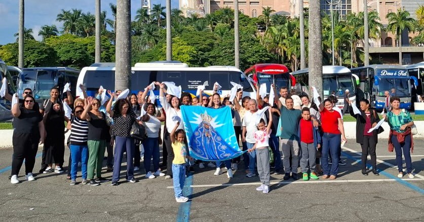 Na ‘Casa da Mãe’, peregrinos da Arquidiocese reanimam a esperança e rezam pelo Conclave - Jornal O São Paulo