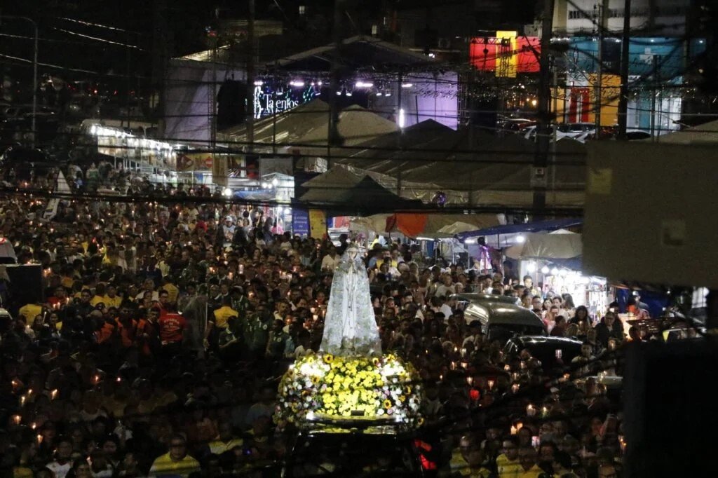 Procissão Luminosa reúne devotos de Nossa Senhora de Fátima em Belém - Jornal O São Paulo