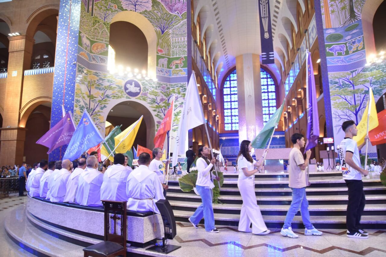 Romaria a Aparecida: ‘Não estamos sozinhos. Cristo está à margem e Maria caminha conosco’ - Jornal O São Paulo