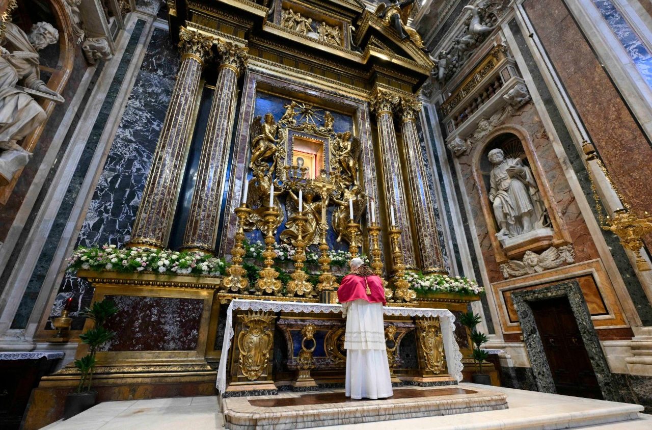Leão XIV visita a Basílica de Santa Maria Maior - Jornal O São Paulo