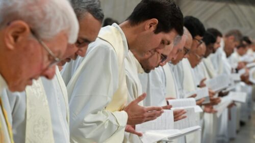 EUA: Mais de 400 seminaristas serão ordenados sacerdotes este ano - Jornal O São Paulo