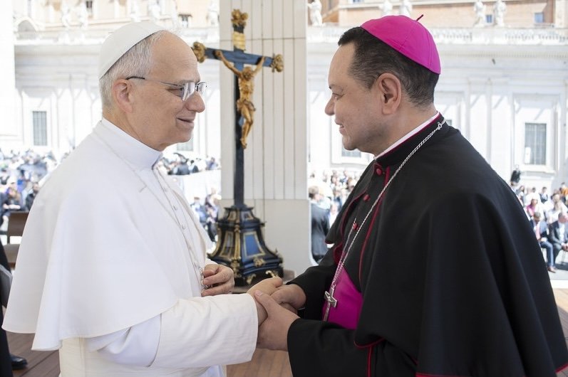 Dom Cícero se encontra com o Papa Leão XIV em Roma - Jornal O São Paulo