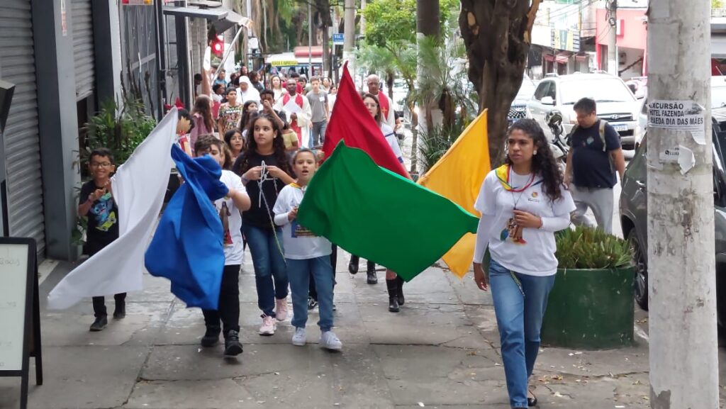 Ipiranga: crianças e adolescentes participam de Vigília de Pentecostes regional - Jornal O São Paulo