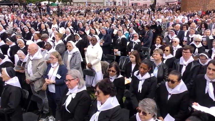 Polônia, beatificadas 15 religiosas mortas em 1945: testemunhas proféticas da paz - Jornal O São Paulo