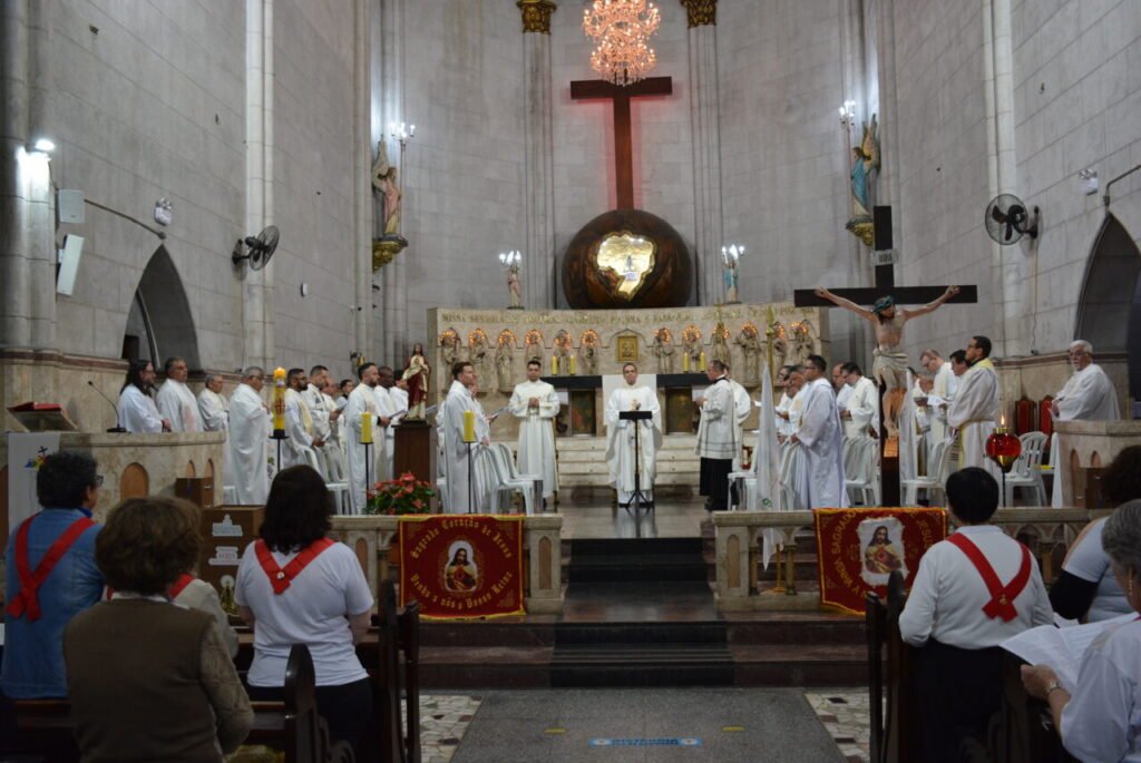 Dia de Oração pela Santificação do Clero é celebrado nas regiões episcopais - Jornal O São Paulo