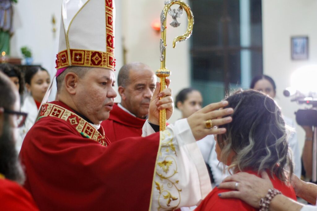 Festas de padroeiros e missas com Crismas mobilizam fiéis na Região Belém - Jornal O São Paulo
