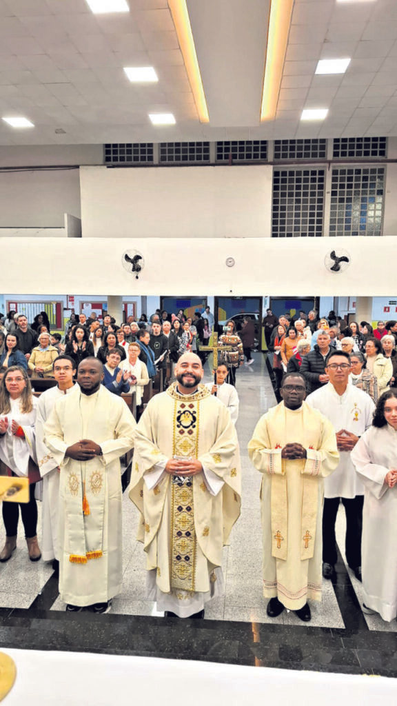 Fiéis participam de celebrações de padroeiros e missas com Crismas na Lapa - Jornal O São Paulo