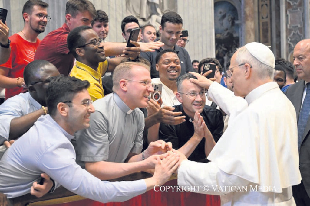 Papa convoca seminaristas, sacerdotes e bispos à redescoberta da alegria do chamado de Cristo - Jornal O São Paulo
