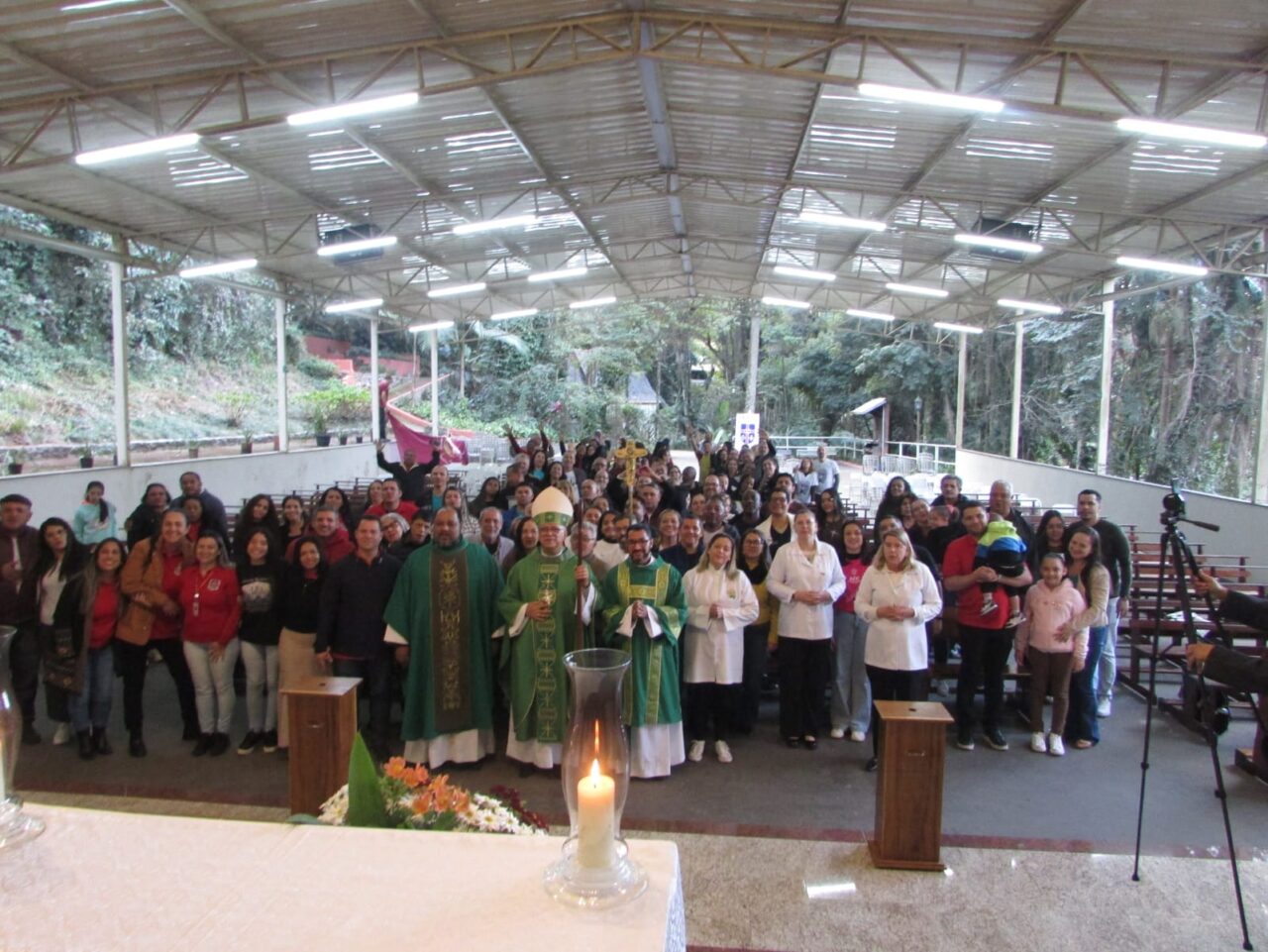 80 casais peregrinam ao Santuário Sião Jaraguá no Dia Nacional do ECC - Jornal O São Paulo