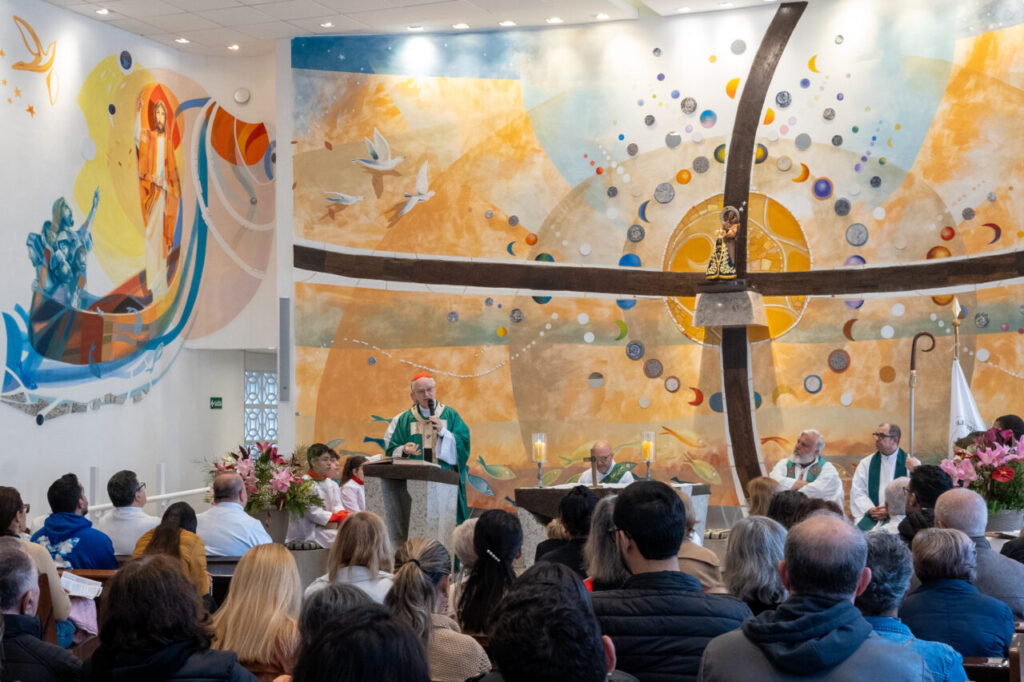 Dom Odilo preside missa pelos 50 anos da Paróquia Nossa Senhora Aparecida dos Ferroviários - Jornal O São Paulo