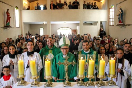 Dom Edilson abençoa capela no Rio Pequeno e celebra 55 anos do ECC  - Jornal O São Paulo