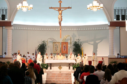 Bispos em dioceses dos EUA e da República Tcheca dispensam fiéis da missa dominical - Jornal O São Paulo