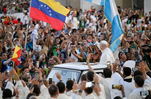 Jubileu dos Jovens tem início com Santa Missa e presença surpresa do Papa Leão XIV - Jornal O São Paulo