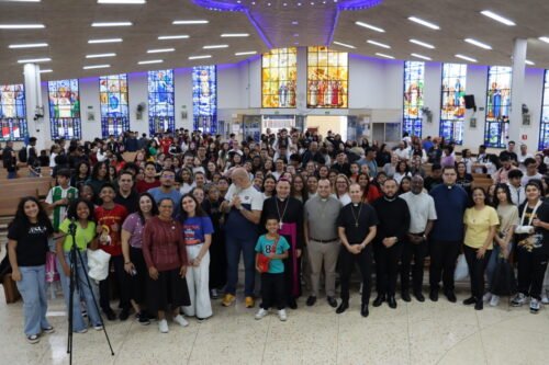 Jovens do Decanato Sant’Ana e São Joaquim se reúnem com Dom Cícero - Jornal O São Paulo