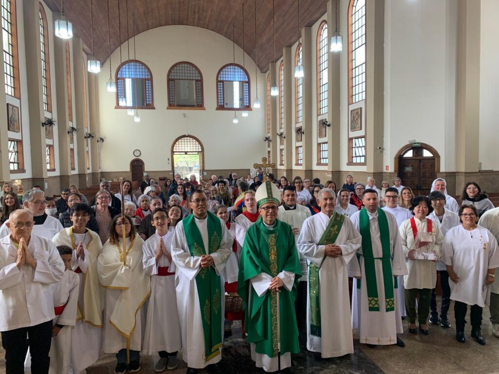 Peregrinações jubilares e posses de padres são destaques na Região Lapa - Jornal O São Paulo