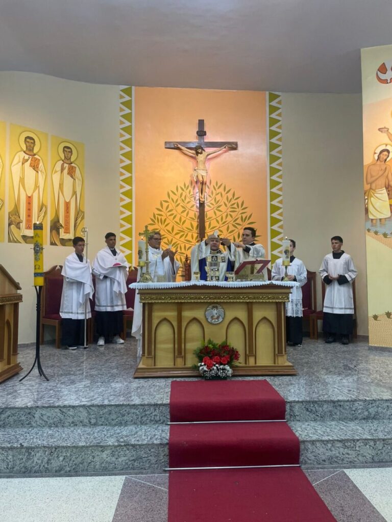 Dom Cícero a crismandos: ‘Sejam católicos de verdade, vivam unidos a Jesus’ - Jornal O São Paulo