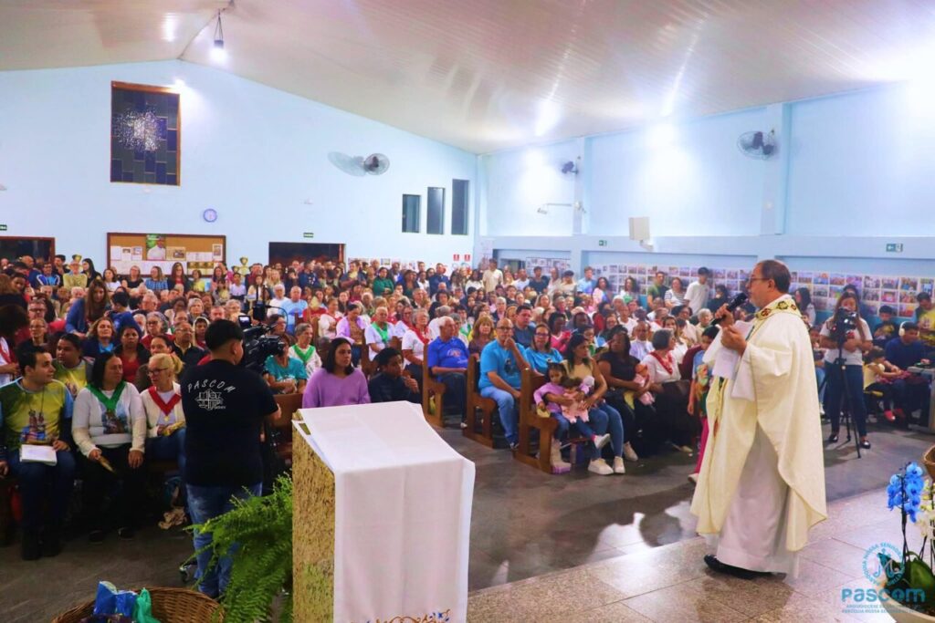 Na Brasilândia, Paróquia Nossa Senhora do Retiro celebra Jubileu de Ouro - Jornal O São Paulo
