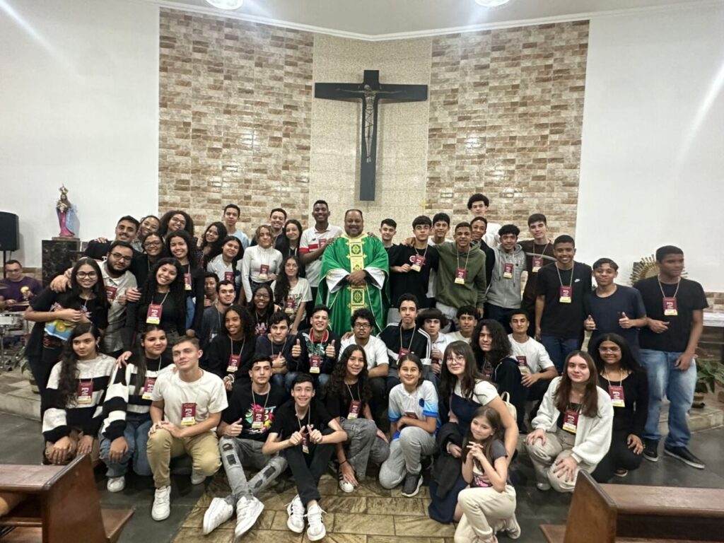 Crismas, encontros e novos servidores do altar em destaque na Brasilândia - Jornal O São Paulo