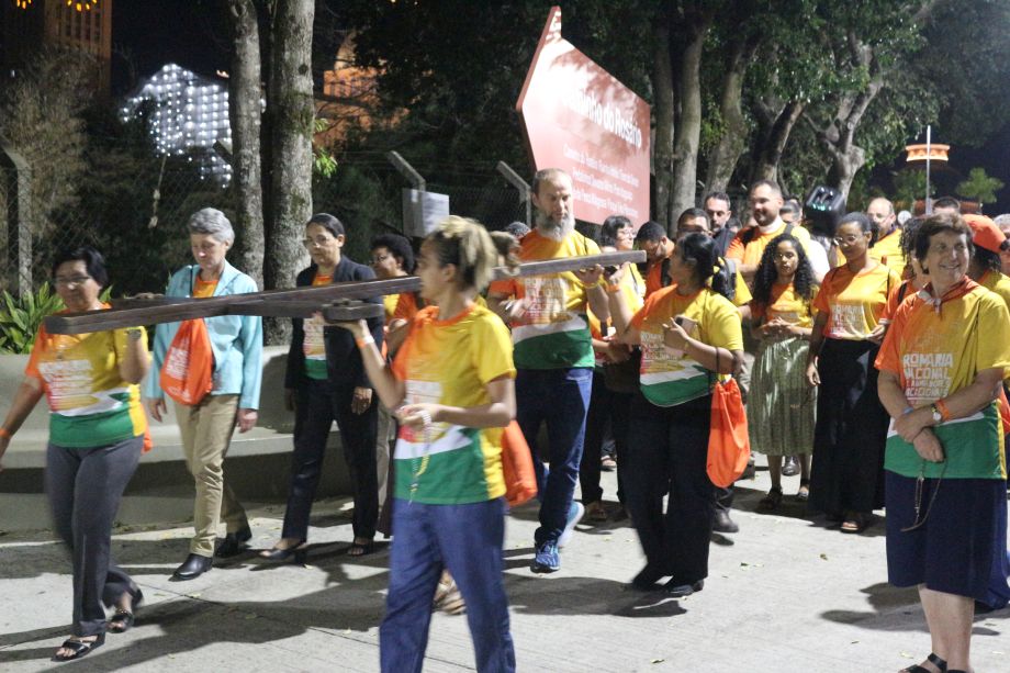 ‘Peregrinos, porque chamados’: Romaria Vocacional acontece no Santuário de Aparecida - Jornal O São Paulo