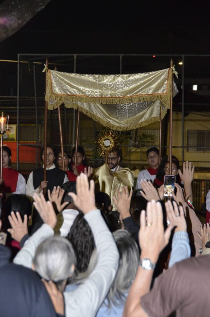 Cerco Eucarístico difunde a fé e a esperança na Paróquia Santa Ângela e São Serapião - Jornal O São Paulo