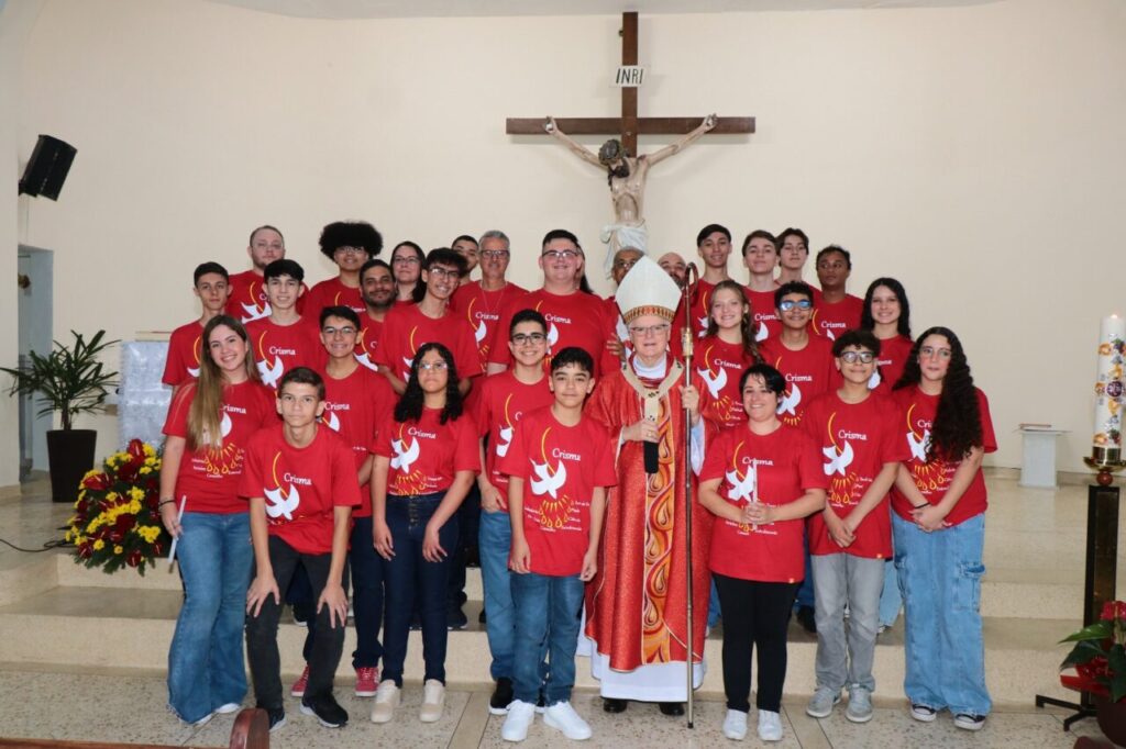 ‘Todos os dias, precisamos invocar o Espírito Santo’, diz Dom Odilo a crismandos - Jornal O São Paulo