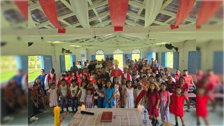 Cardeal Scherer faz visita missionária à Prelazia de Tefé (AM)  - Jornal O São Paulo