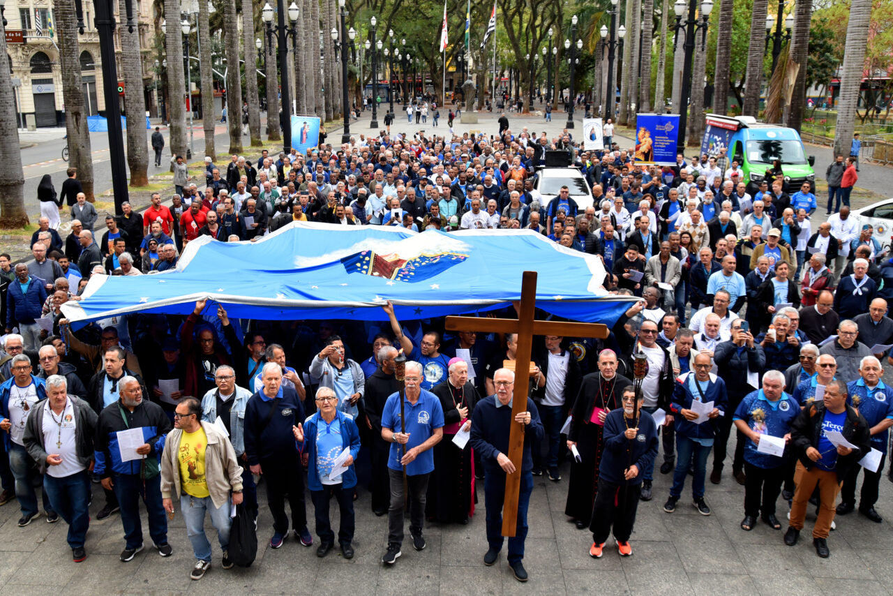 ‘Fortes na fé e alegres na esperança’, membros do Terço dos Homens peregrinam no Ano Santo - Jornal O São Paulo