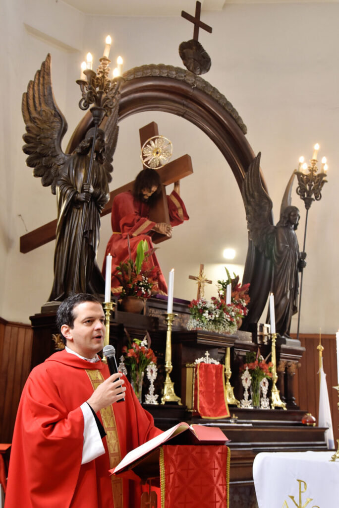 Padre João Bechara Ventura: A Bíblia é lida na unidade da Igreja de Cristo  - Jornal O São Paulo