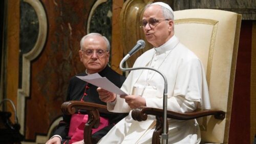 Leão XIV convida a ‘uma teologia baseada no encontro pessoal e transformador com Cristo’ - Jornal O São Paulo