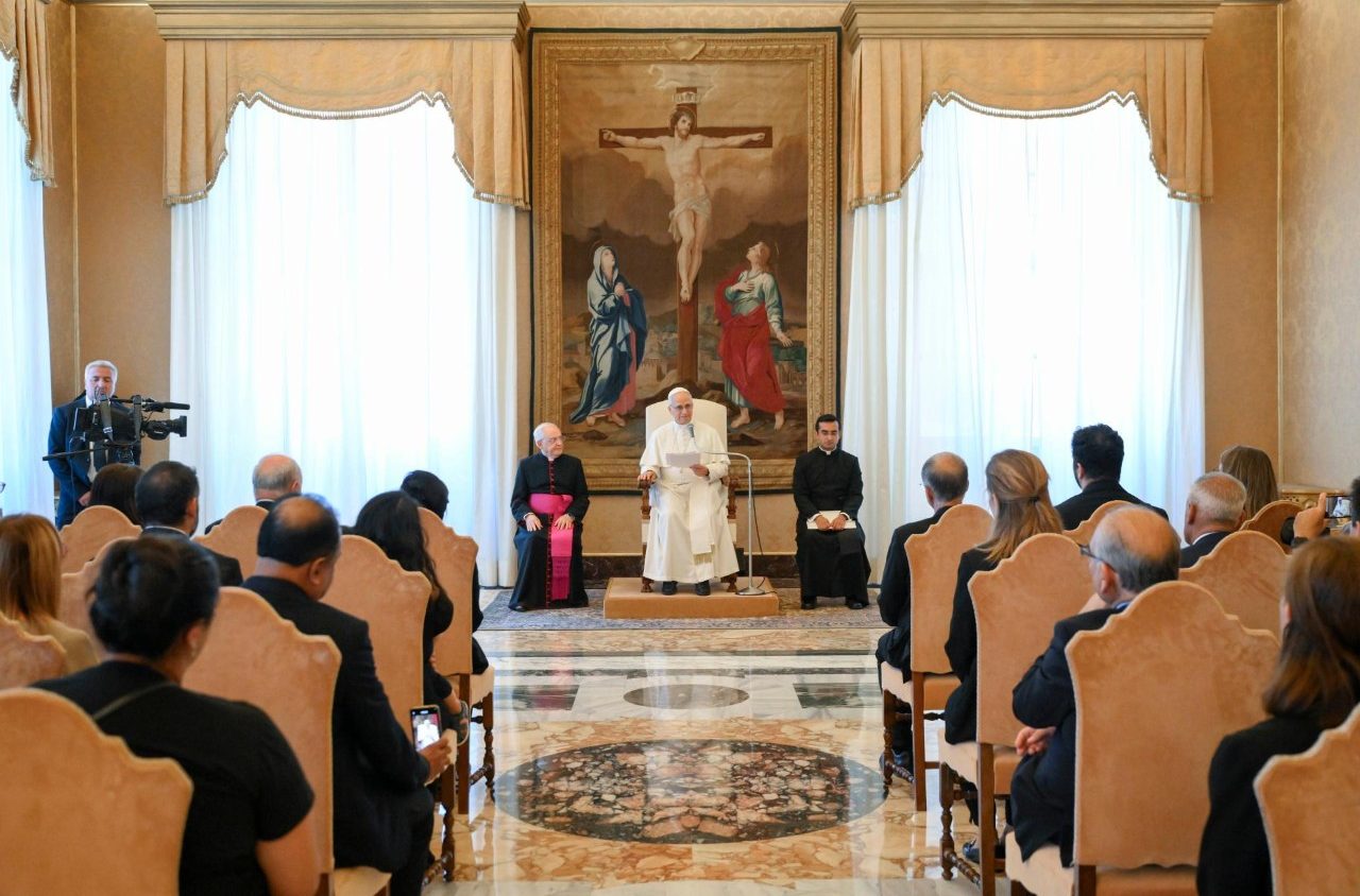 Leão XIV destaca que a pobreza e as guerras ameaçam as famílias - Jornal O São Paulo