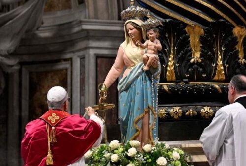 O Papa: consolação é mostrar que a paz é possível. Ouvir o grito dos inocentes - Jornal O São Paulo