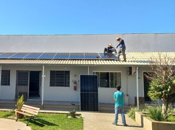 Fruto da CF 2025: comunidade terapêutica de Porto Alegre instala usina solar com recursos do FNS - Jornal O São Paulo